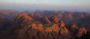 Mount_Sinai_BW_2