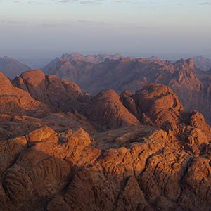 Mount_Sinai_BW_2